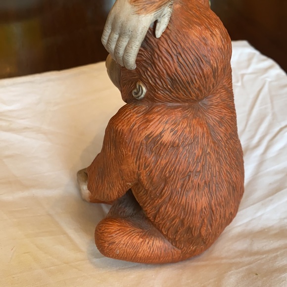 Orangutan Figurine / Statue - Picture 5 of 11